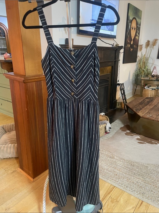 Reitmans Dresses & Skirts - Reitmans Black and White Striped Button-Front Midi Dress with Wide Straps